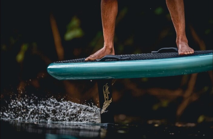 electric-hydrofoil-surfboard-big-0