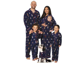 Canada's Cozy Clan: Matching Family Pajamas for Heartwarming Moments