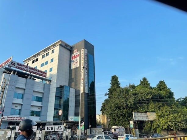 best-heart-hospital-in-delhi-india-big-0