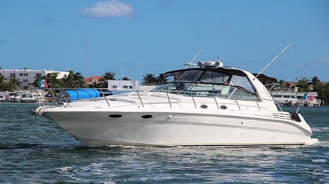 yacht-rentals-in-cancun-big-0