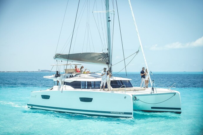 private-boat-rental-in-cancun-big-0