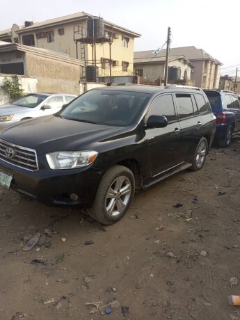 2008-toyota-highlander-big-0