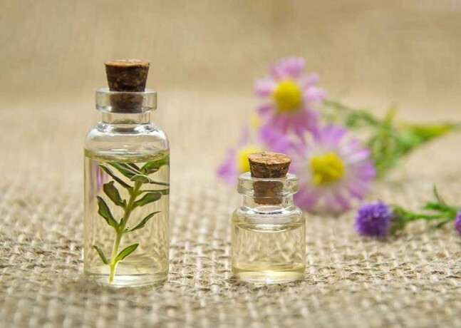 know-the-power-of-natural-fragrance-with-natural-perfume-oils-big-0